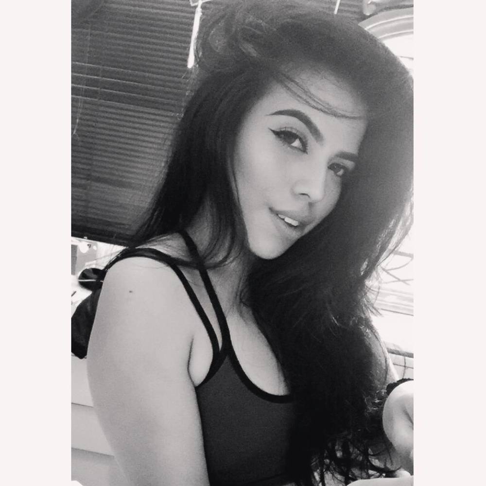 Meet your Posher, Lorey